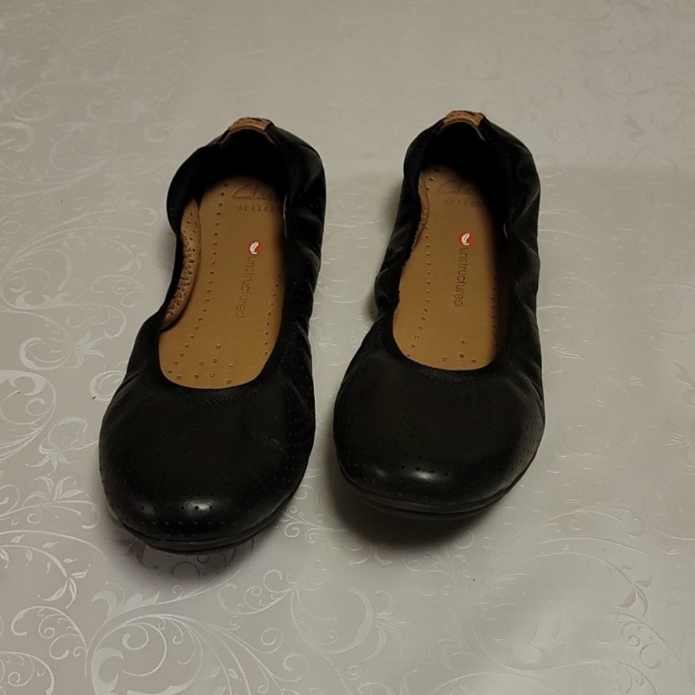Clarks size 9